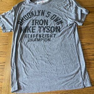 Roots of fight Mike Tyson shirt XL
